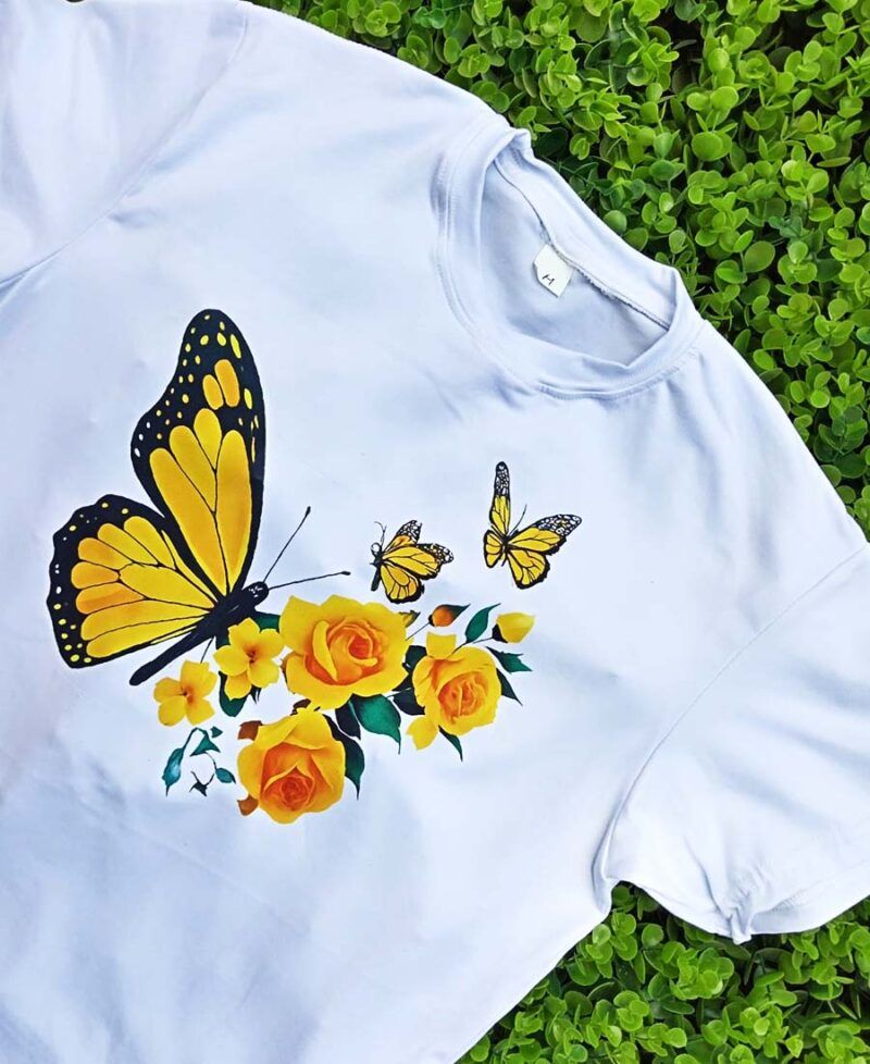 Camisa Personalizada Mariposa y Flores