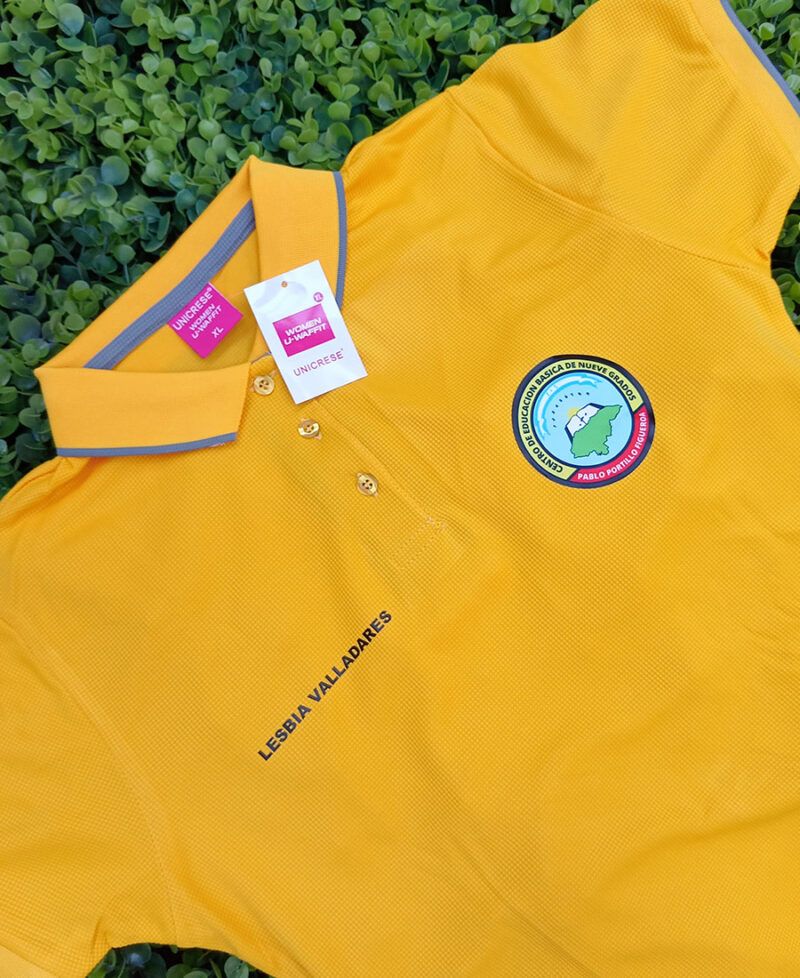 Camisa Personalizada Polo Waffit Centro Basico Pablo Portillo - Imagen 3